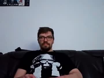 Kryptoni18435 March 19, 2025 Chaturbate stream image