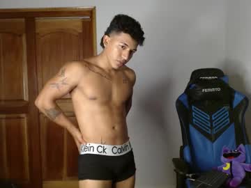Justyn_Athenea March 19, 2025 Chaturbate stream image