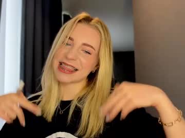 Valeria_Shydreamer March 19, 2025 Chaturbate stream image