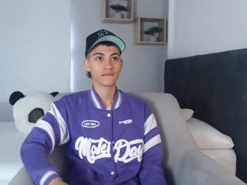Yulian_Vasquez March 19, 2025 Chaturbate stream image