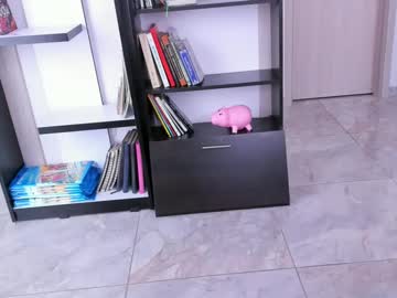 Yenlo01 March 19, 2025 Chaturbate stream image