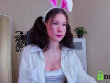 Moonshine_Ninfa March 19, 2025 Chaturbate stream image