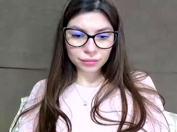 Jullyenn March 19, 2025 Chaturbate stream image