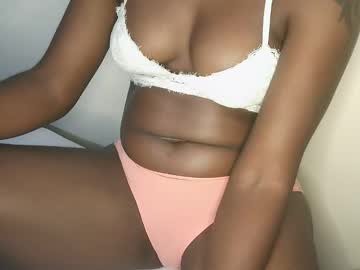 Queen_Beib March 19, 2025 Chaturbate stream image