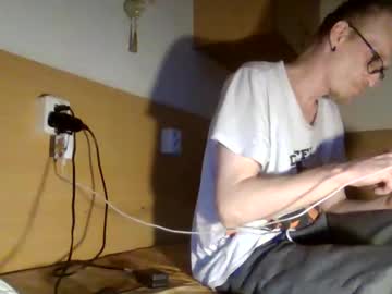 Littlez9910 March 20, 2025 Chaturbate stream image