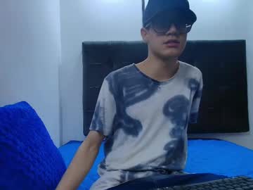 Wolfan_Sky March 20, 2025 Chaturbate stream image