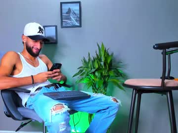 Stev_Velez March 20, 2025 Chaturbate stream image