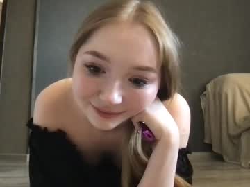Moonlit_Miragee March 21, 2025 Chaturbate stream image