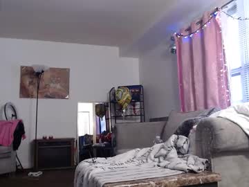 Carliecreams March 21, 2025 Chaturbate stream image