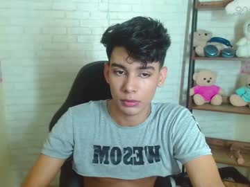 Alan_Ferrer March 21, 2025 Chaturbate stream image