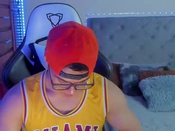Maxiimus__ March 22, 2025 Chaturbate stream image