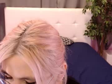 Moon13152 March 22, 2025 Chaturbate stream image