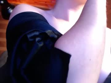 La_Femme_Fatale_ stream photo from March 23, 2025