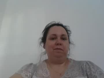 Diannecrunchy stream photo from March 23, 2025