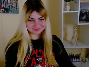 Love_Instinct March 23, 2025 Chaturbate stream image