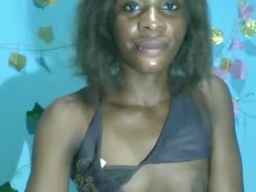 Honey_Bug2 March 24, 2025 Chaturbate stream image