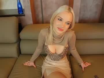 Gladyshankins March 24, 2025 Chaturbate stream image