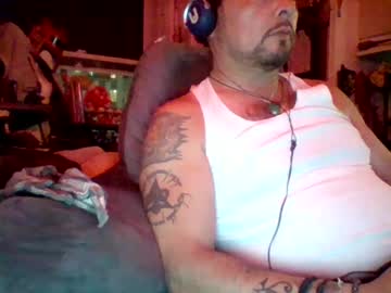 Hunggeek420 March 24, 2025 Chaturbate stream image