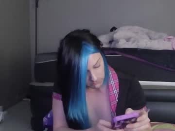 Flutterkat21 March 24, 2025 Chaturbate stream image