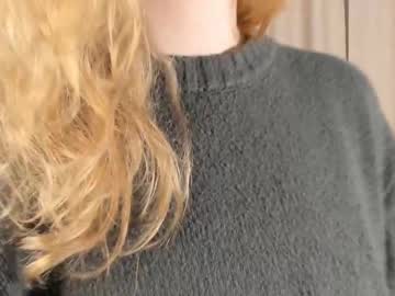 Beesbuzzz March 24, 2025 Chaturbate stream image
