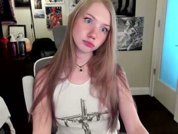 Eve003300 March 24, 2025 Chaturbate stream image