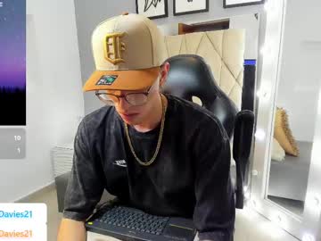 Arthur_Davies March 25, 2025 Chaturbate stream image