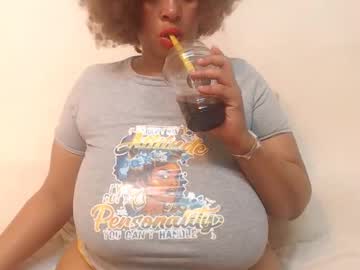 Boobyqueen24 March 25, 2025 Chaturbate stream image