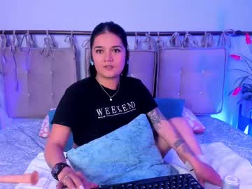 Mia_Traveluxe March 26, 2025 Chaturbate stream image