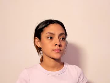 Sweettbellaa March 26, 2025 Chaturbate stream image
