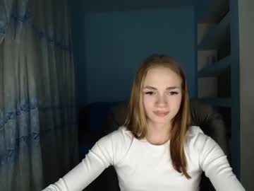 Karinchik544 March 27, 2025 Chaturbate stream image
