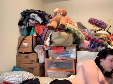 Queena24 March 28, 2025 Chaturbate stream image