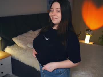 Elviafinnell March 28, 2025 Chaturbate stream image