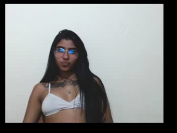 Kitty_Love2228 March 28, 2025 Chaturbate stream image