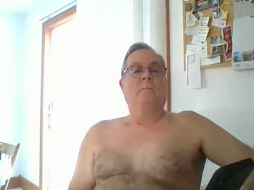 Lawnboy62 March 28, 2025 Chaturbate stream image