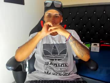Axell_Cross2 March 30, 2025 Chaturbate stream image