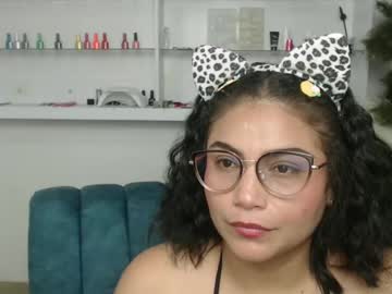Vanessasaenz1 March 31, 2025 Chaturbate stream image