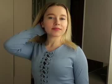 Darlineguyse March 31, 2025 Chaturbate stream image