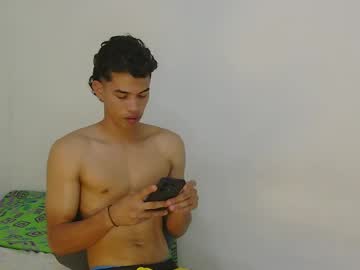 Ennel_Large March 31, 2025 Chaturbate stream image