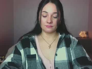 Emelyblum April 01, 2025 Chaturbate stream image