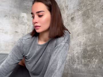 Quantum_Heart April 01, 2025 Chaturbate stream image
