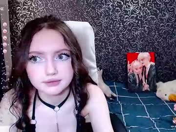 Bella_Aww April 01, 2025 Chaturbate stream image
