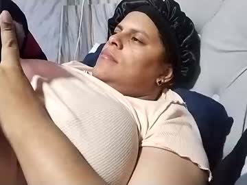 Frizzy_Girl April 01, 2025 Chaturbate stream image