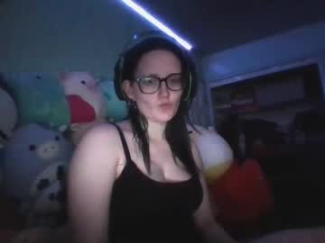 Mistressmidnight666 April 01, 2025 Chaturbate stream image