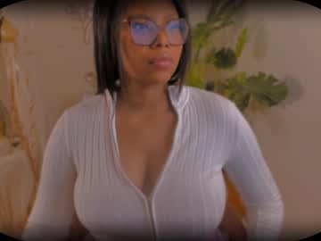 Bellablakes18 April 01, 2025 Chaturbate stream image