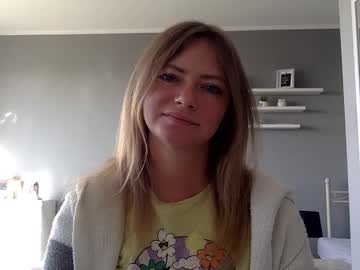 Lux_Millie April 01, 2025 Chaturbate stream image