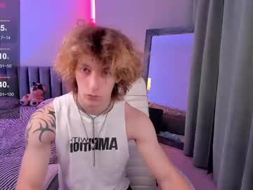 Rich_Piano_ April 01, 2025 Chaturbate stream image
