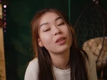 Whimsical_World April 01, 2025 Chaturbate stream image