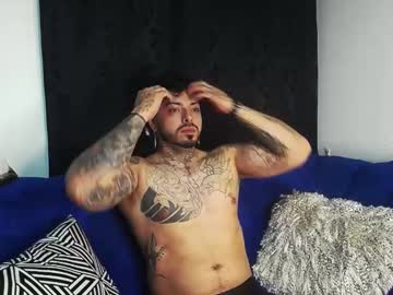 Crhis_Muller April 01, 2025 Chaturbate stream image
