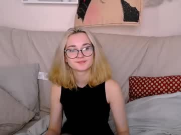 Monamure April 01, 2025 Chaturbate stream image