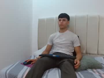 Olivertompson April 01, 2025 Chaturbate stream image